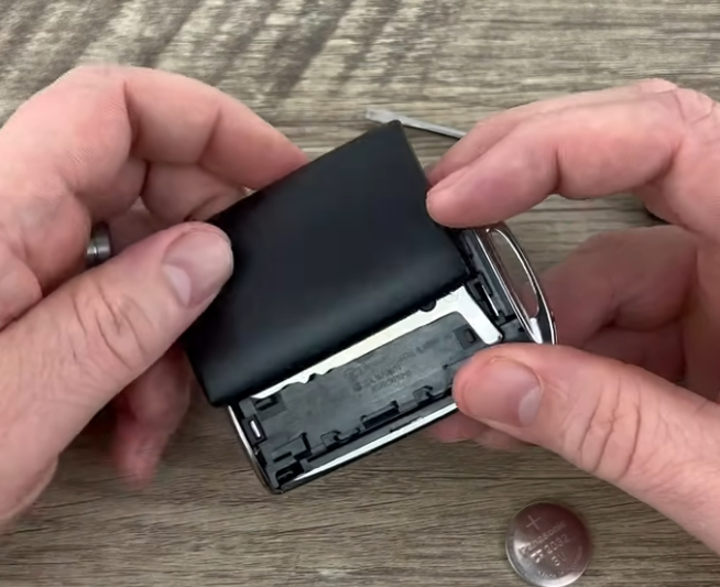 Mazda CX-5 key fob battery replacement